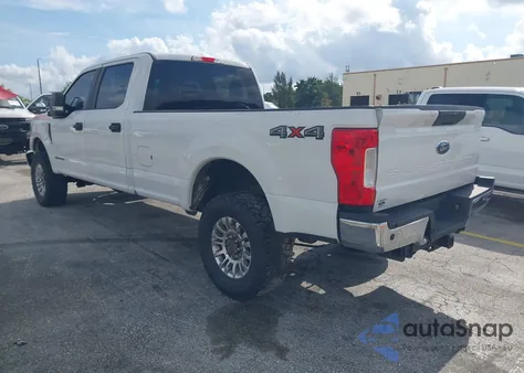 2017 Ford F-250 Xl из США, поврежденный, VIN 1FT7W2BT2HEE85689